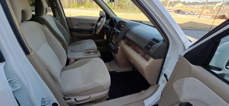 
								Honda CR-V 2006 EX full									