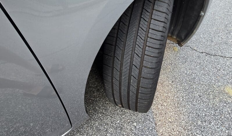 
								Toyota Sienna 2012 XLE full									