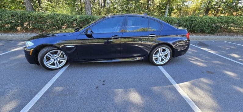 
								BMW 535i M Sport Package full									