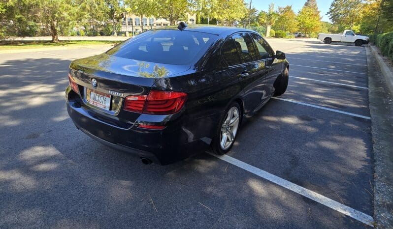 
								BMW 535i M Sport Package full									