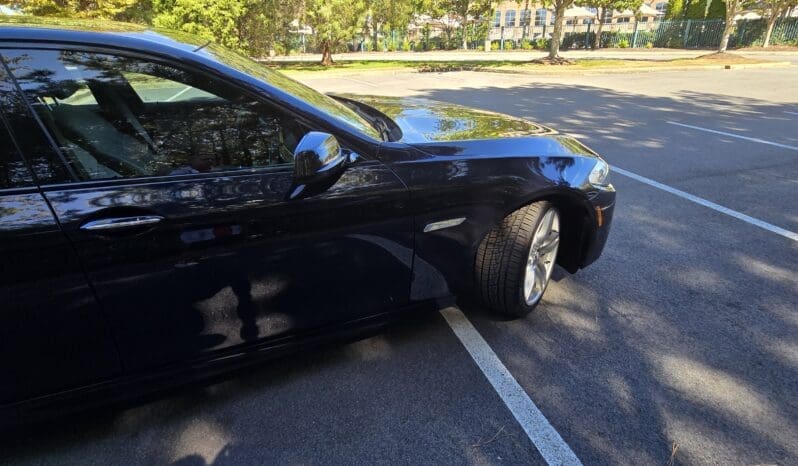 
								BMW 535i M Sport Package full									