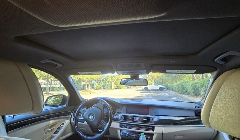 
								BMW 535i M Sport Package full									