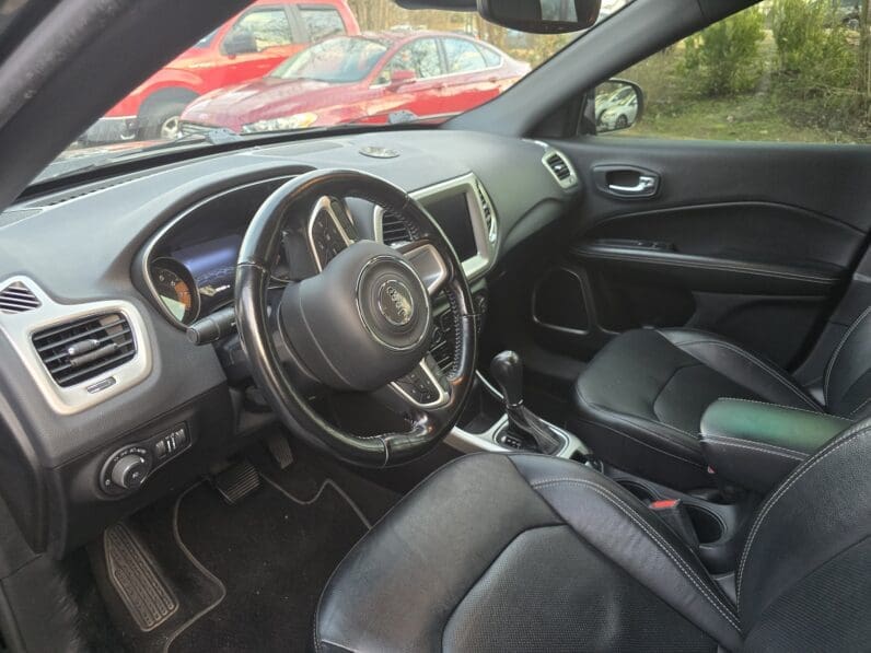 
								Jeep Compass 80TH full									