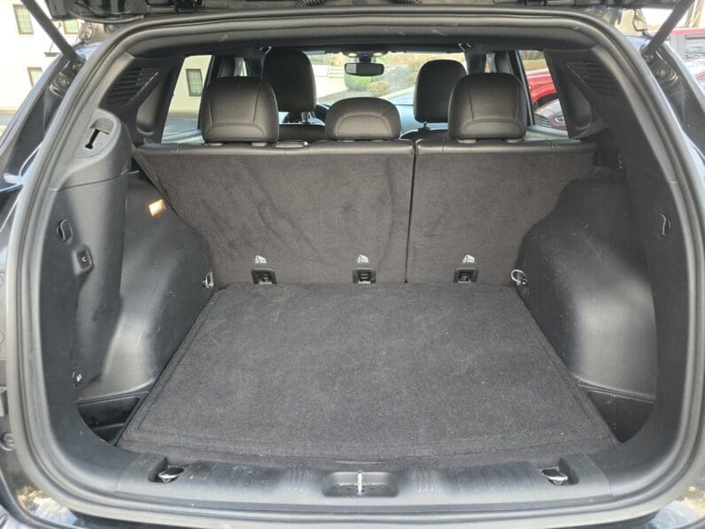 
								Jeep Compass 80TH full									