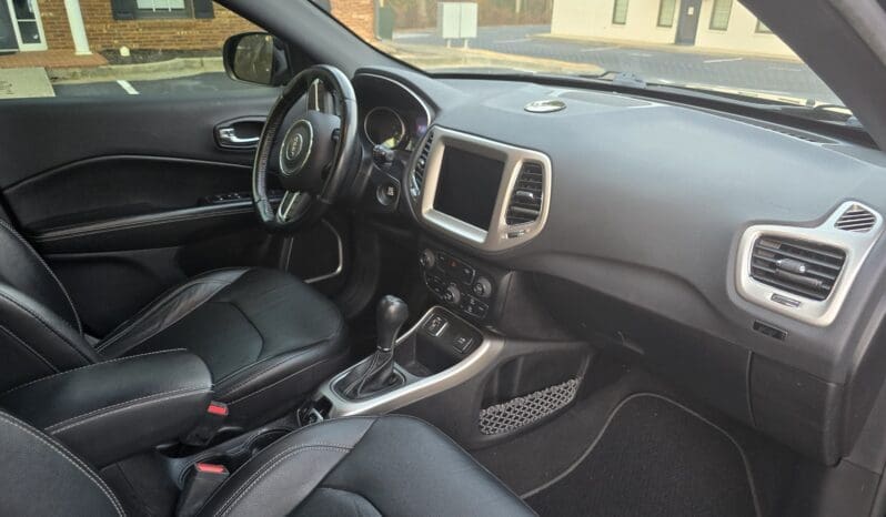 
								Jeep Compass 80TH full									