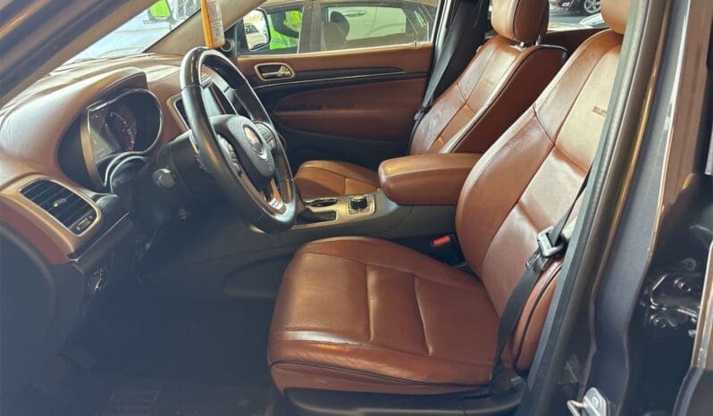 
								Jeep Grand Cherokee Summit 4WD full									